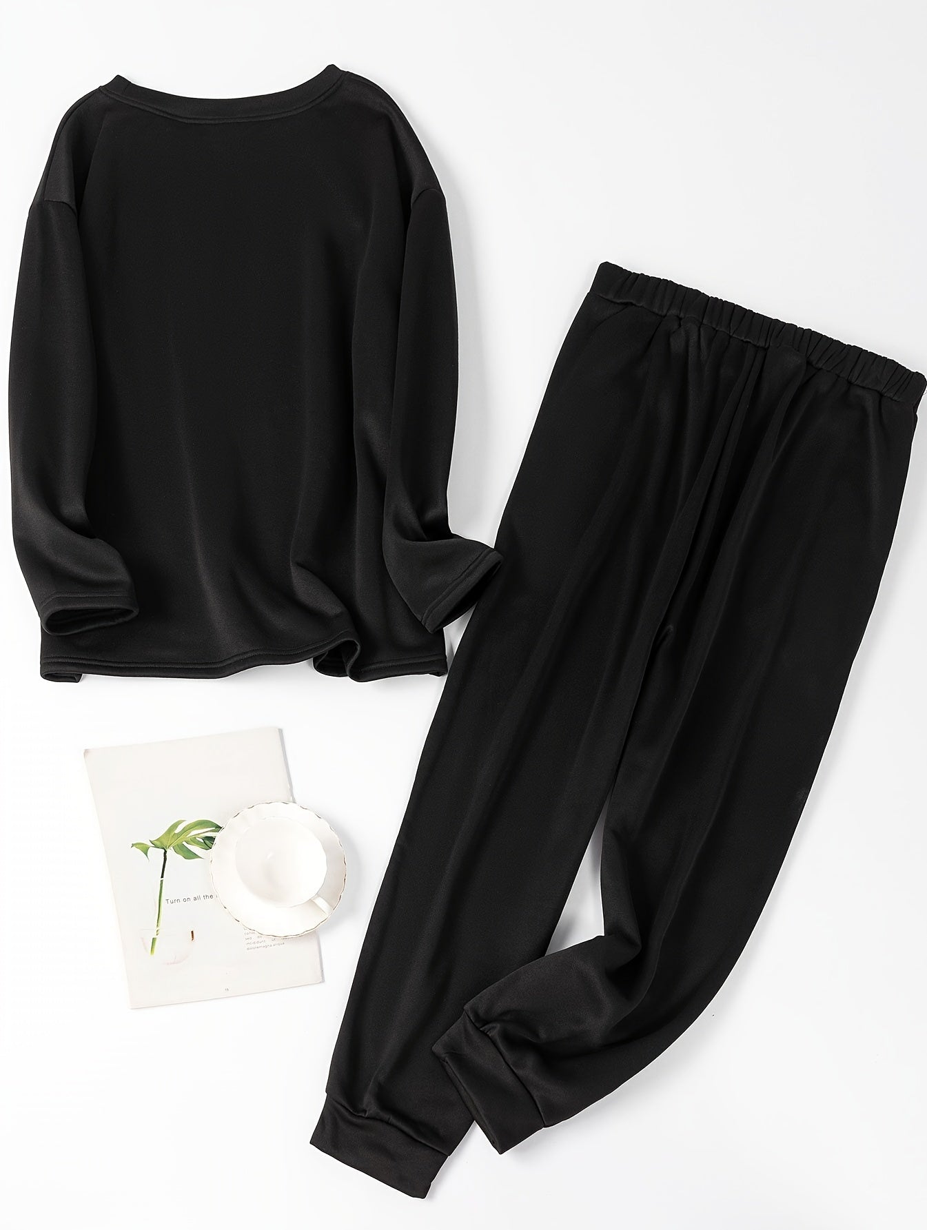  Christmas Lounge Set Gnome & Letter Print Tee & Joggers Pajamas