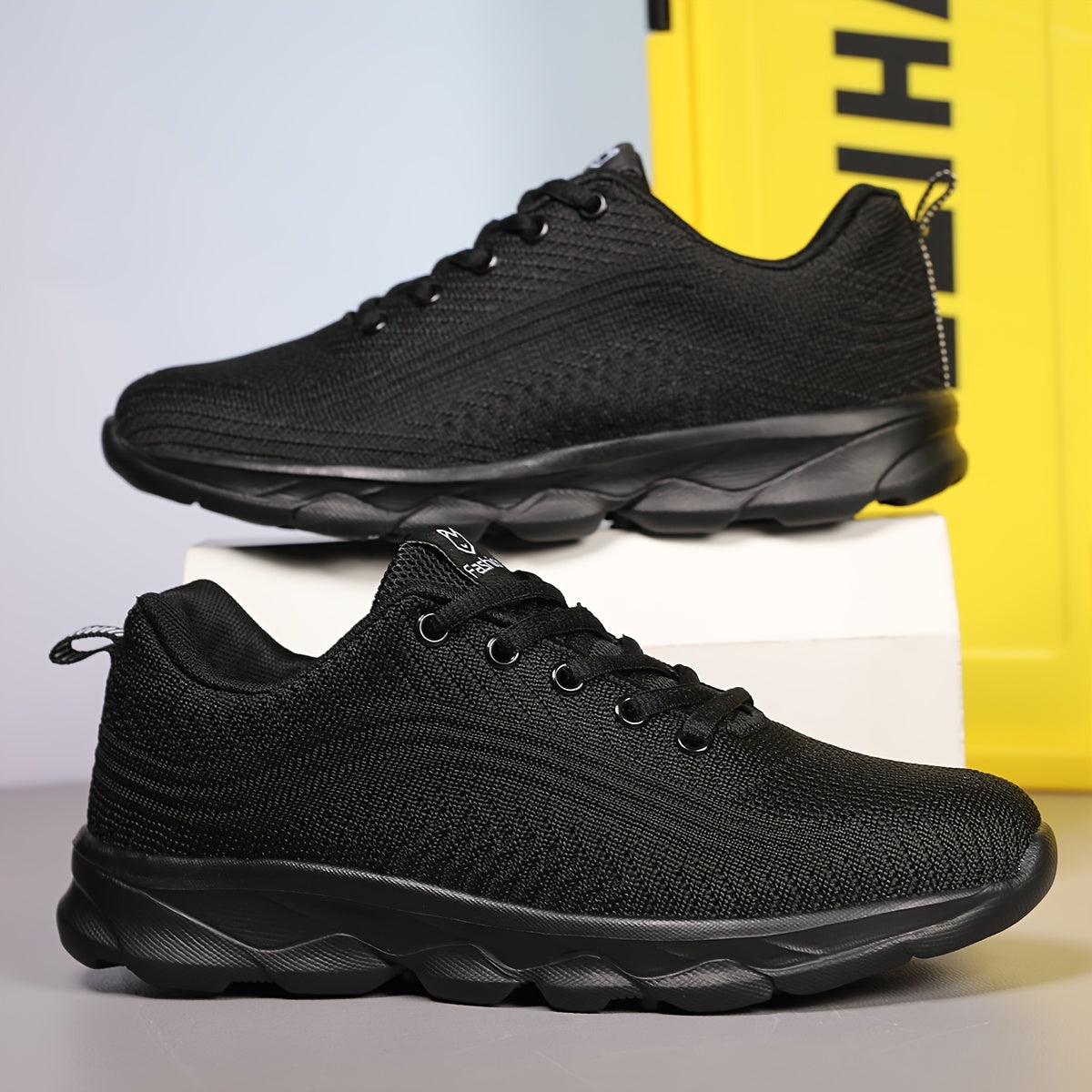 Women's Mesh Breathable Running Shoes Lightweight Non-Slip Sneakers