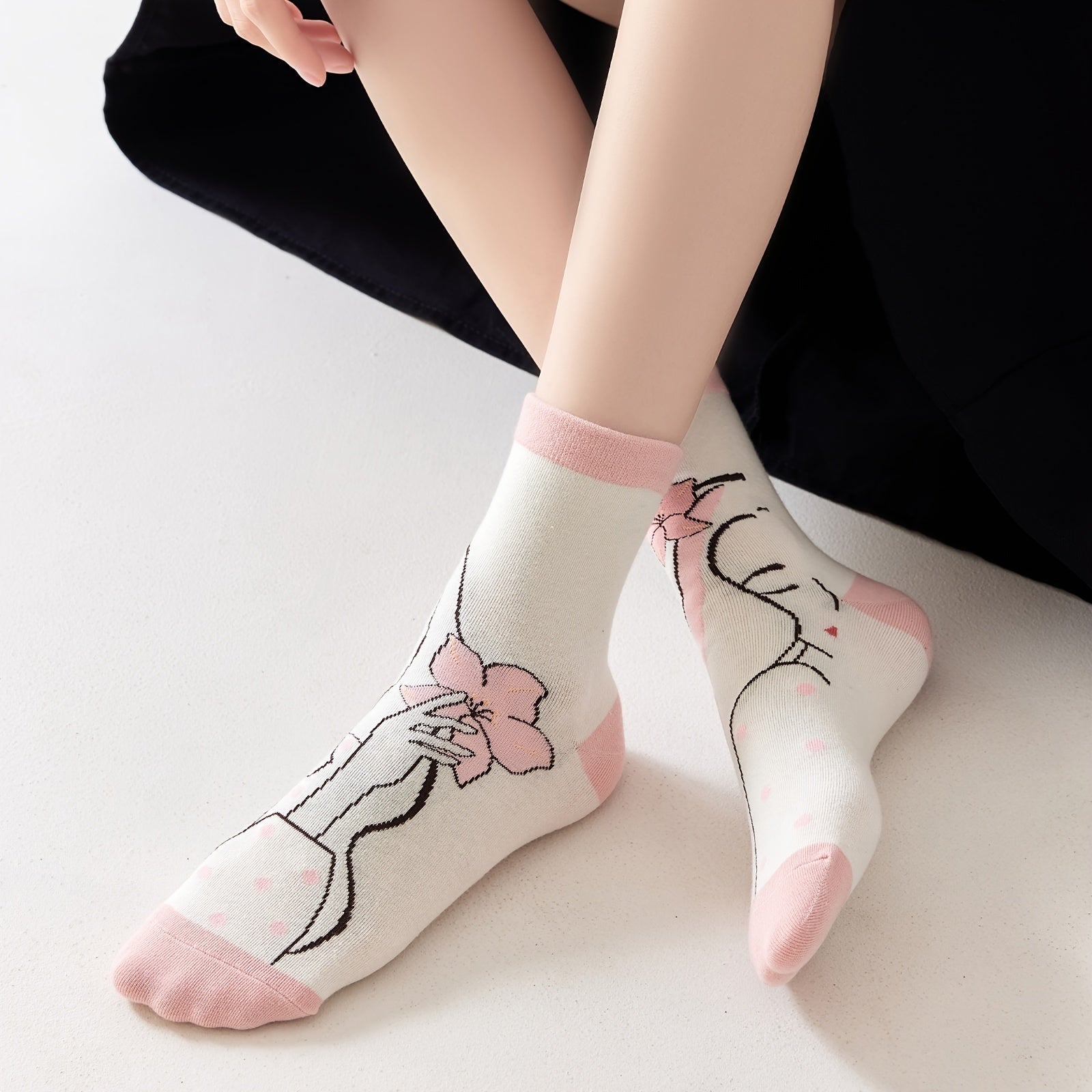 Funny Pattern Mid Tube Socks For Sports Skateboard Women's Socks