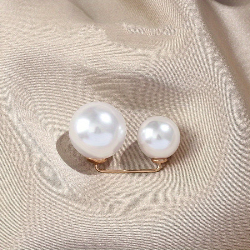 Women's Faux Pearl Brooch Pin for Coat Suit Buckle Pin