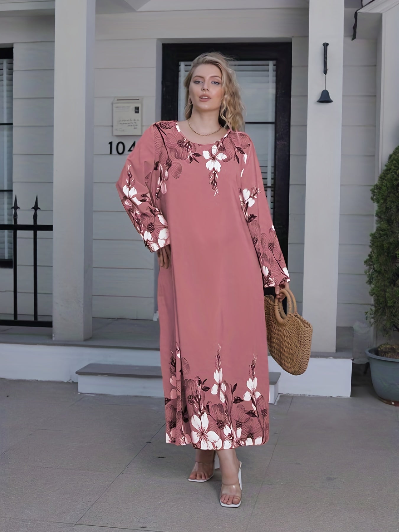  Floral Print Long Sleeve Round Neck Maxi Dress