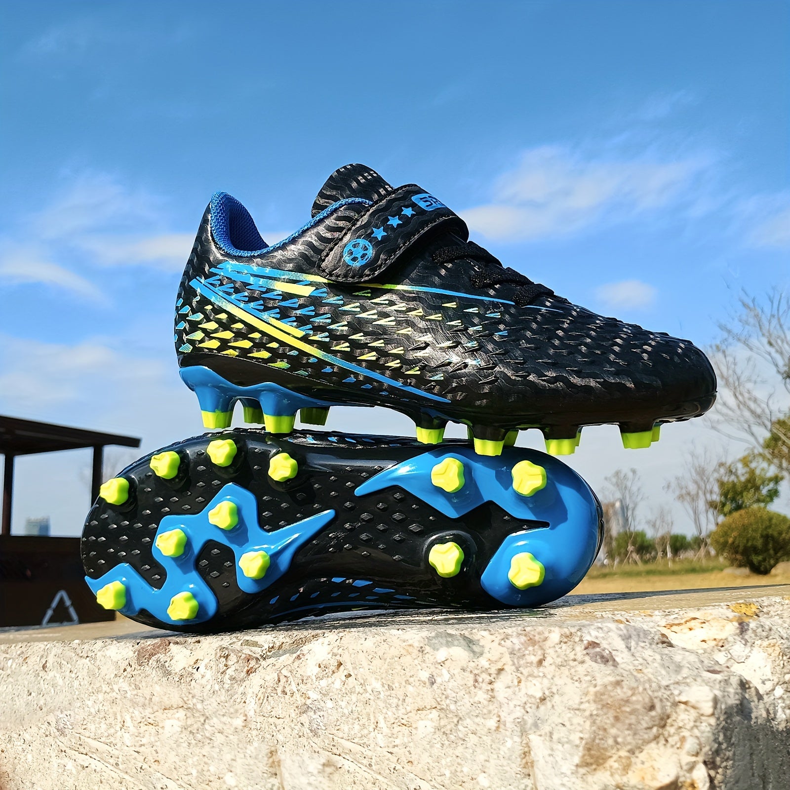Boys Non Slip Football Cleat With Spikes Outdoor Soccer Shoes