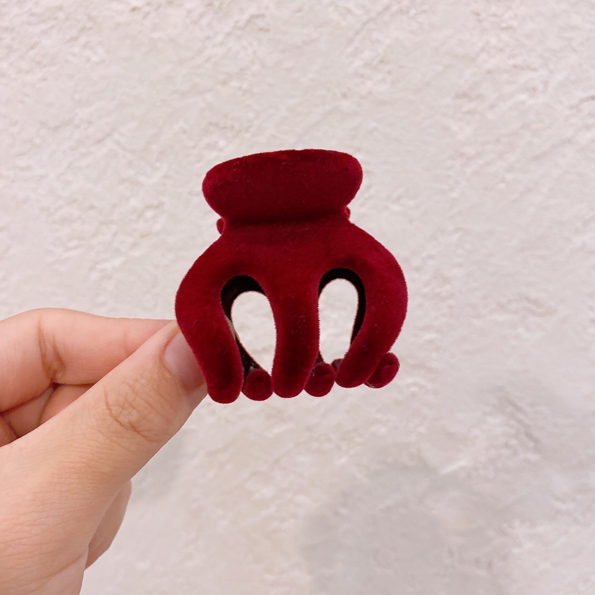 Fall Winter Flocking Pumpkin Hair Claw Clip Strong Grip 3pcs