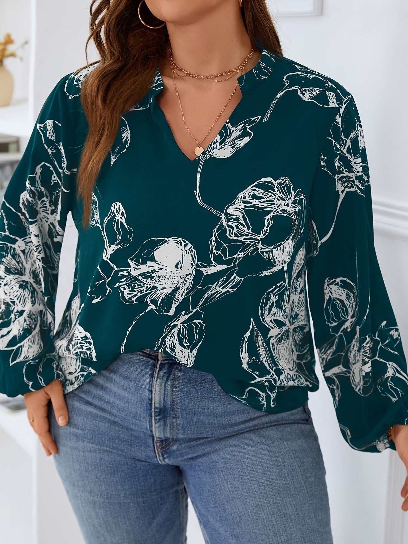  Floral Print Lantern Sleeve V Neck Top