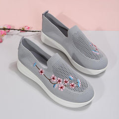 Women's Lightweight Knit Mesh Slip-On Sneakers