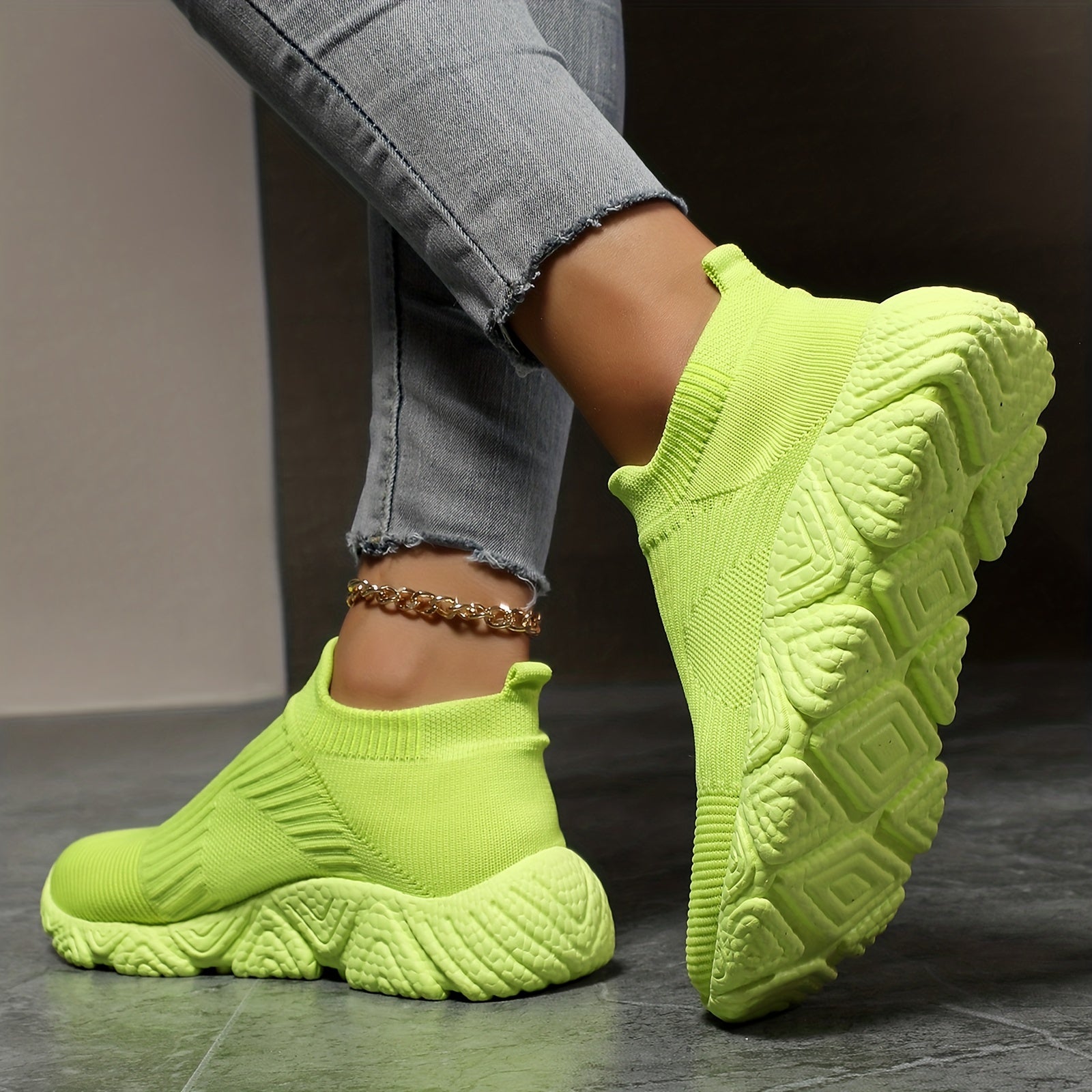 Women's Flying Woven Slip On Sneakers Lightweight Casual Walking Shoes