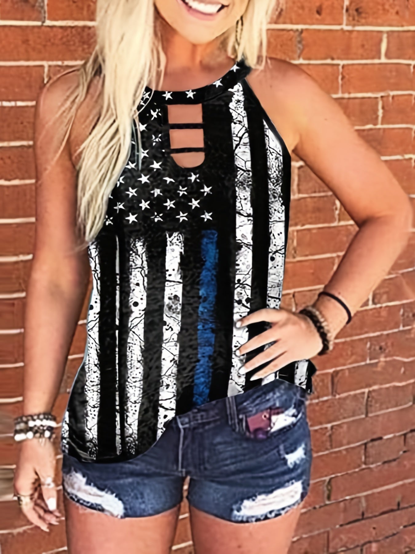  Stripe & Star Print Cut Out Round Neck Tank Top