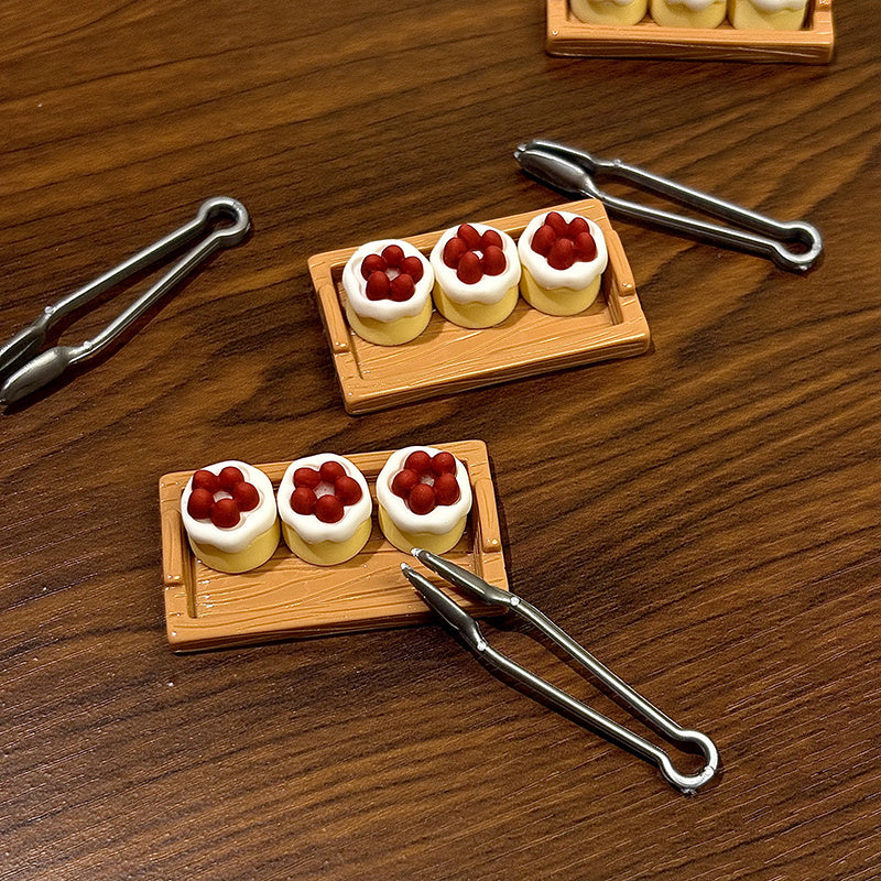 Strawberry Cake&Clip with Tray Dollhouse Accessories