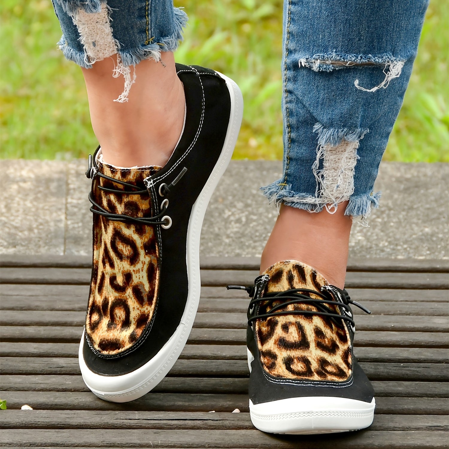 Leopard Print Casual Lace Up Canvas Shoes