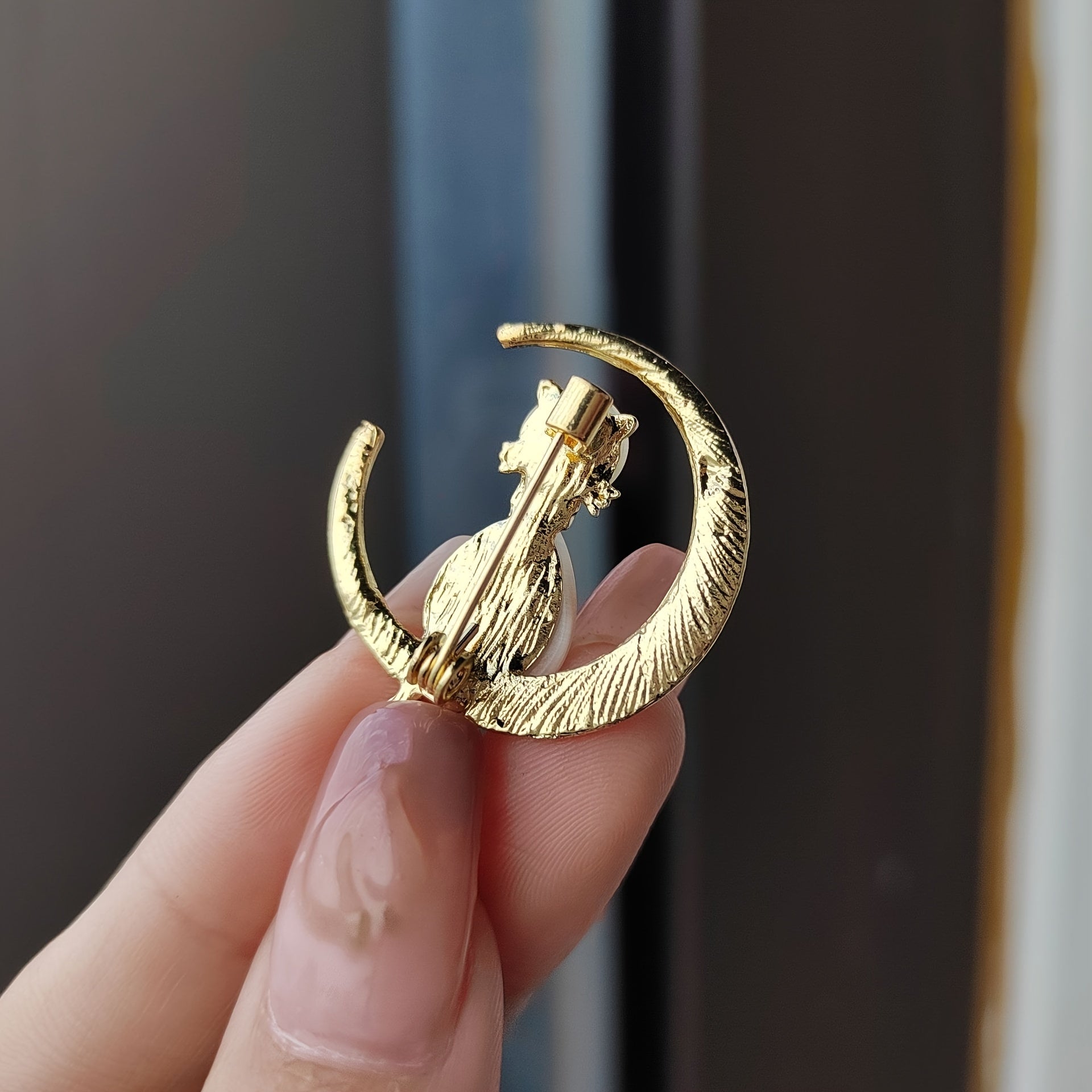 Cat Brooches Crystal Moon Stone Animal Pin