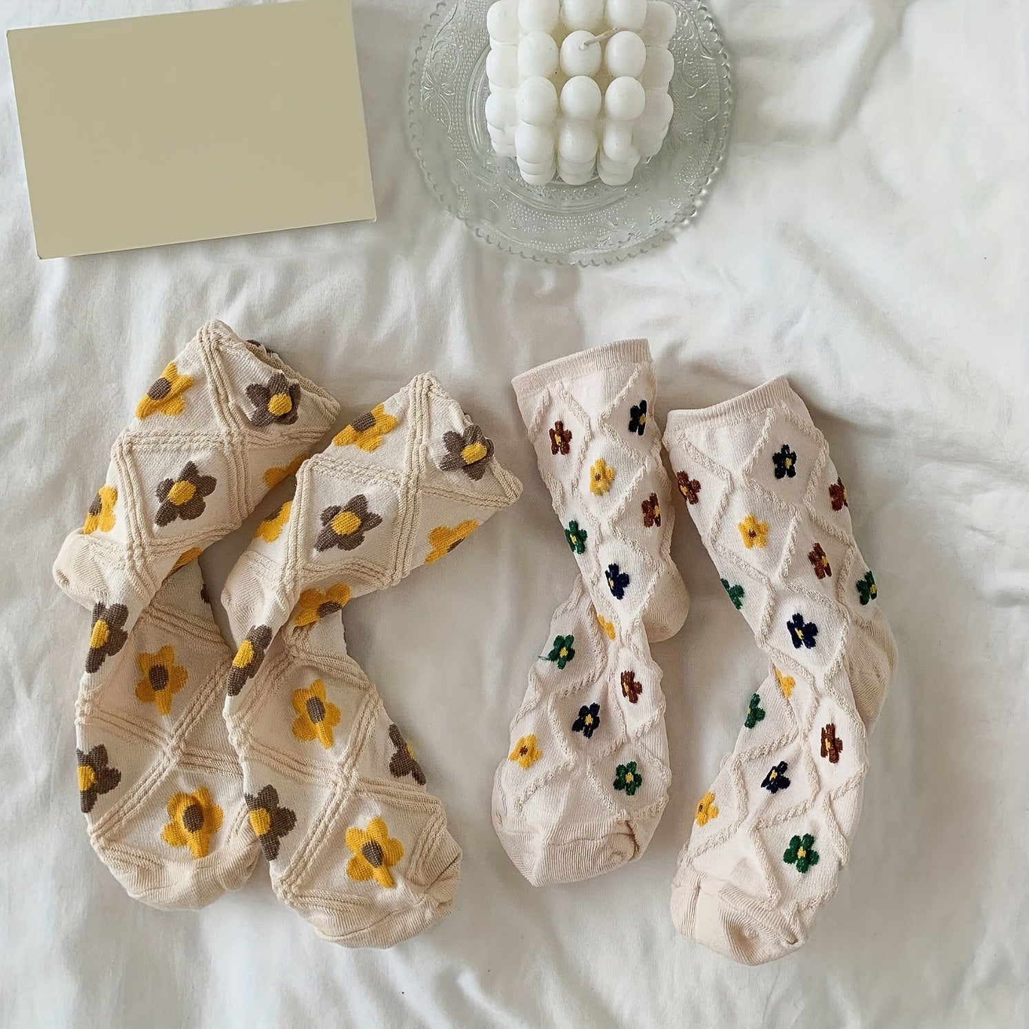4 Pairs Floral Print Socks Soft Mid Tube Women's Stockings & Hosiery