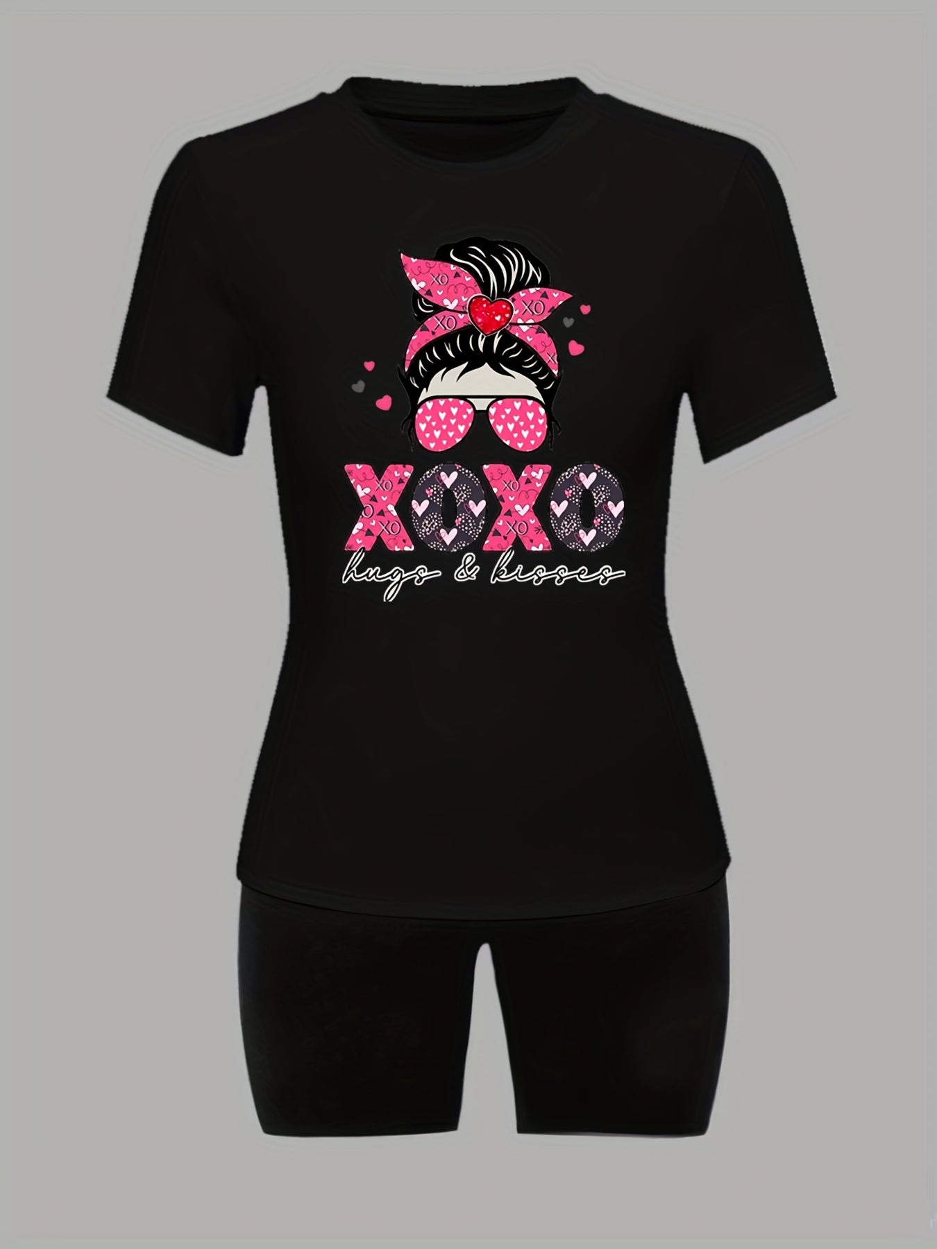  Cartoon Figure & Letter Print Tee & Biker Shorts Outfit Set