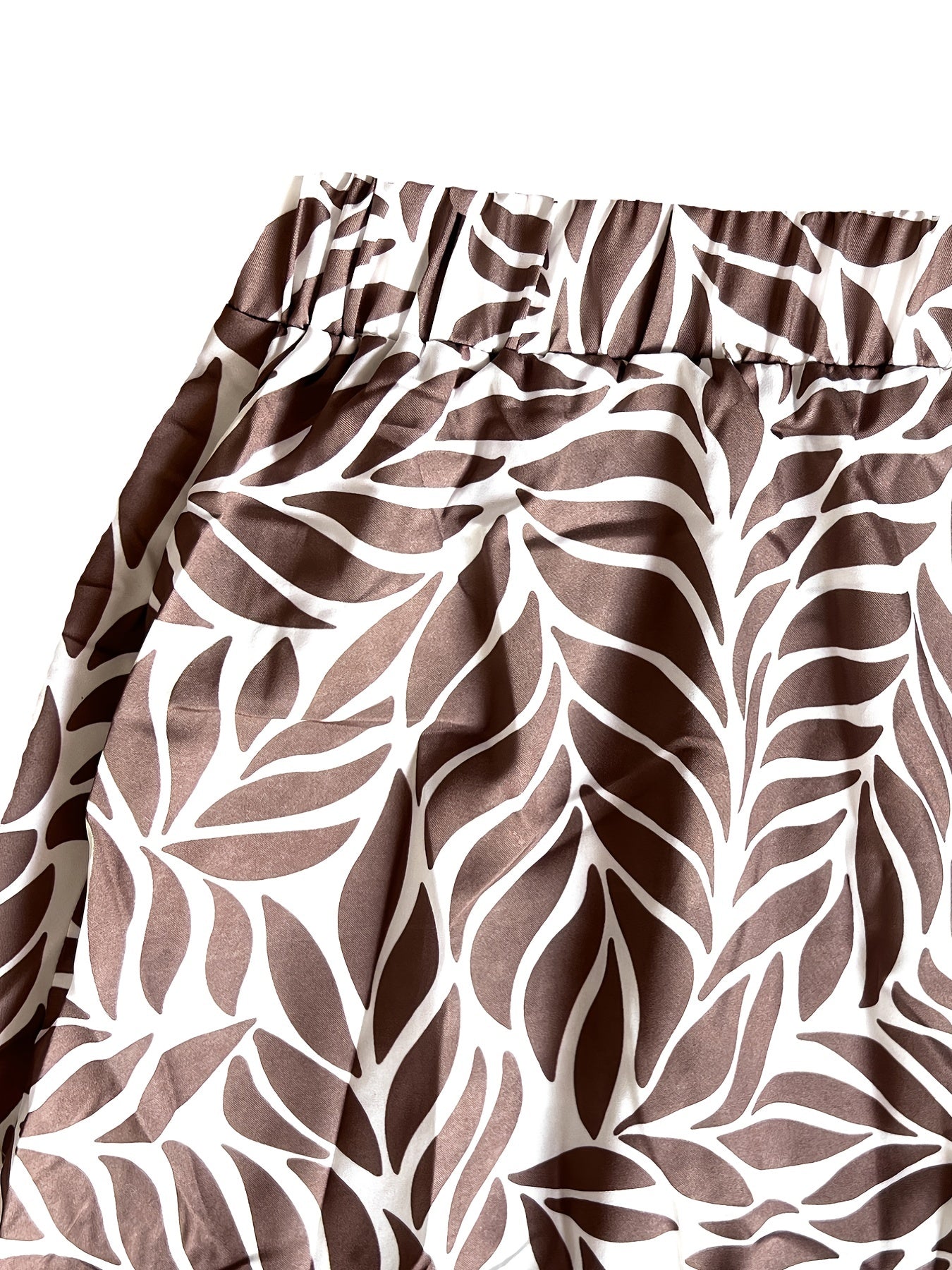  Allover Leaf Print Elastic Maxi Skirt