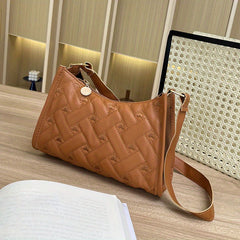 Quilted Heart Pattern Underarm Bag PU Leather Textured Bag Purse
