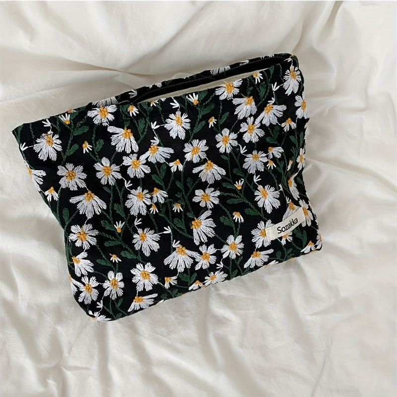 Daisy Flower Makeup Bag Embroidered Summer Travel Toiletry Pouch for Women