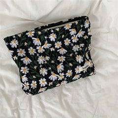 Daisy Flower Makeup Bag Embroidered Summer Travel Toiletry Pouch for Women