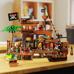 MESIONDY Pirate Building Set with Cannon, Sails & Chests