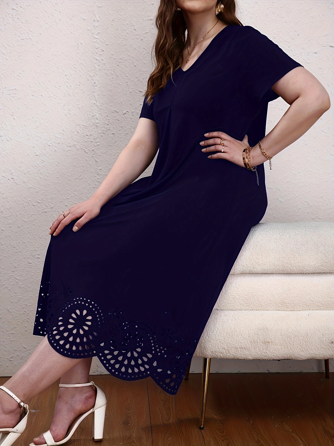  Solid Maxi Dress w/ Scallop Trim Short Sleeves V Neck