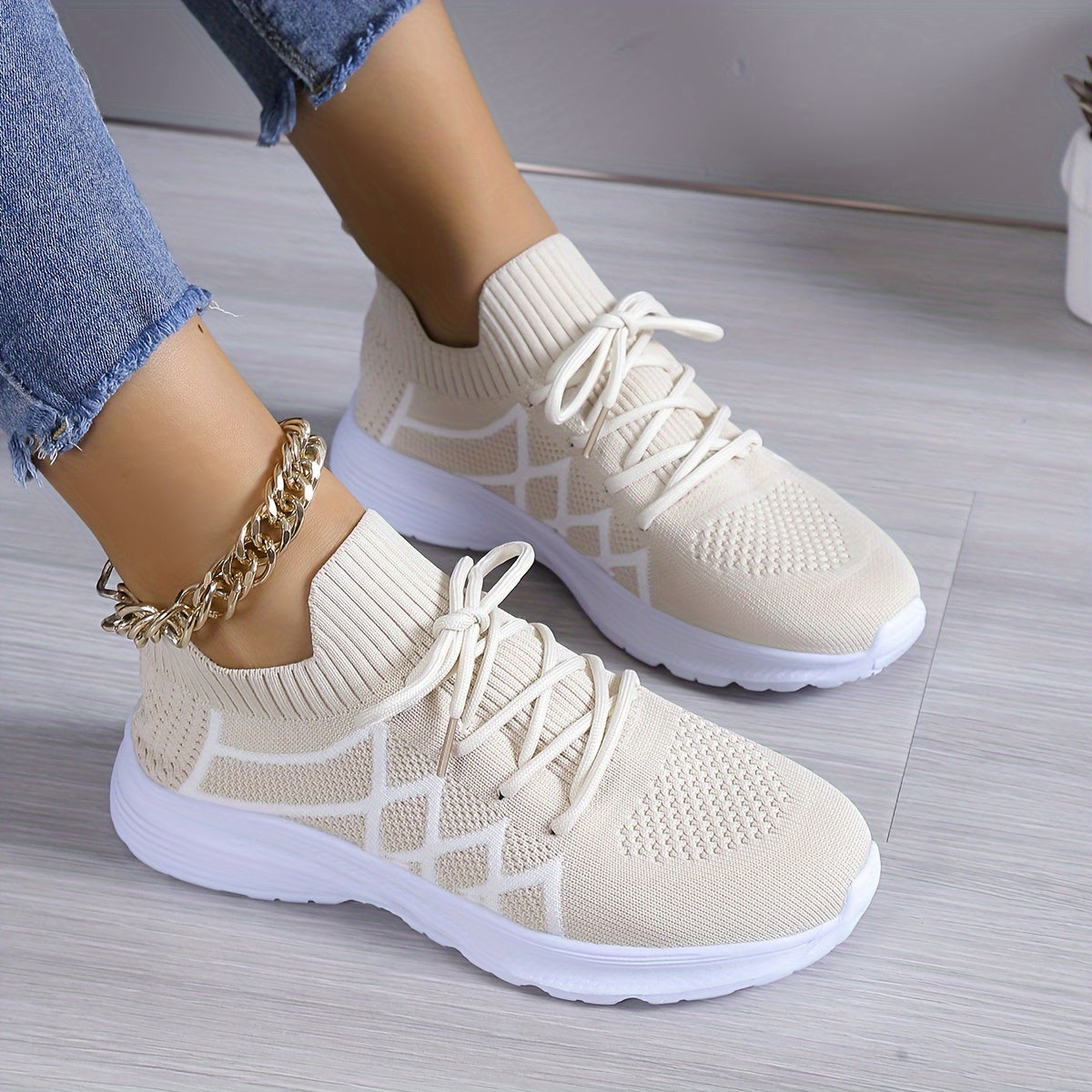 Mesh Breathable Low Top Sneakers Lightweight Running Shoes Women's Footwear