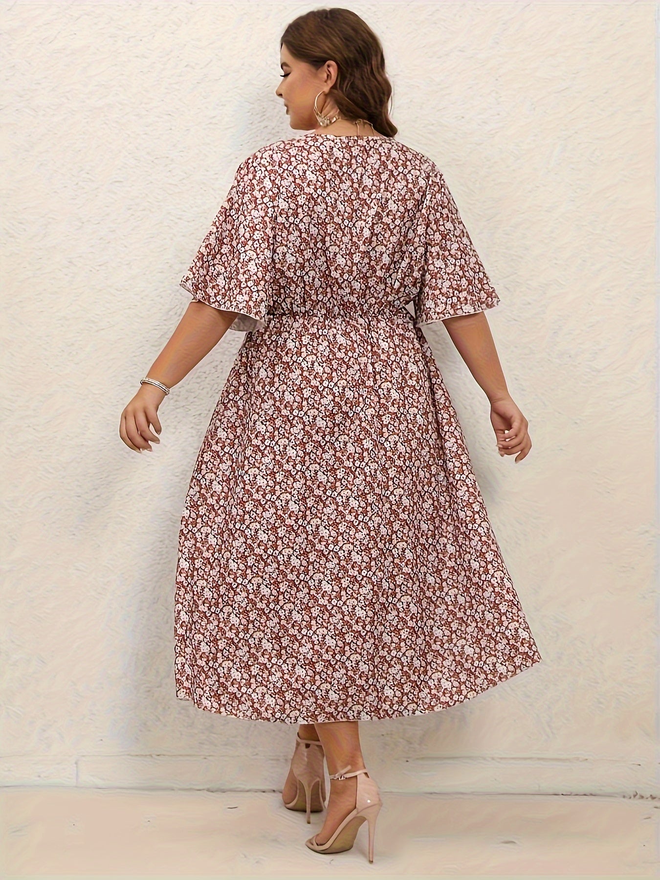  Floral Print Surplice Neck Flutter Dress