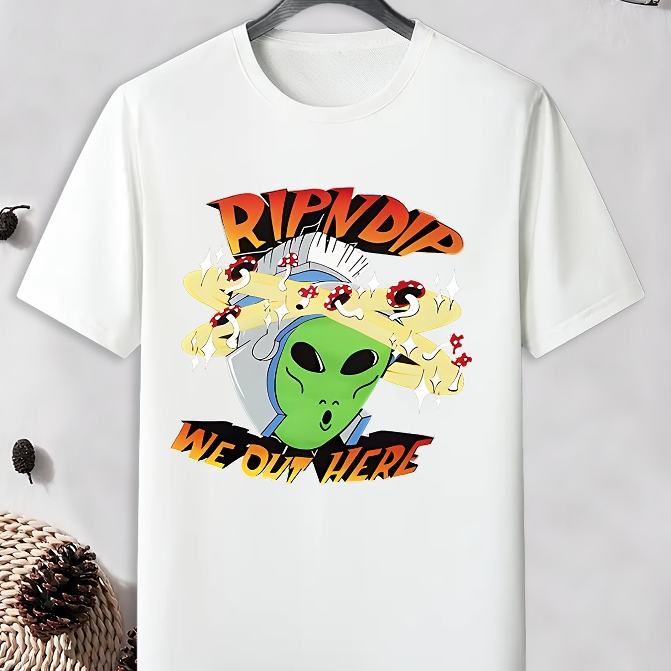 Men's Alien Pattern T-shirt Active Stretch Tee For Outdoor