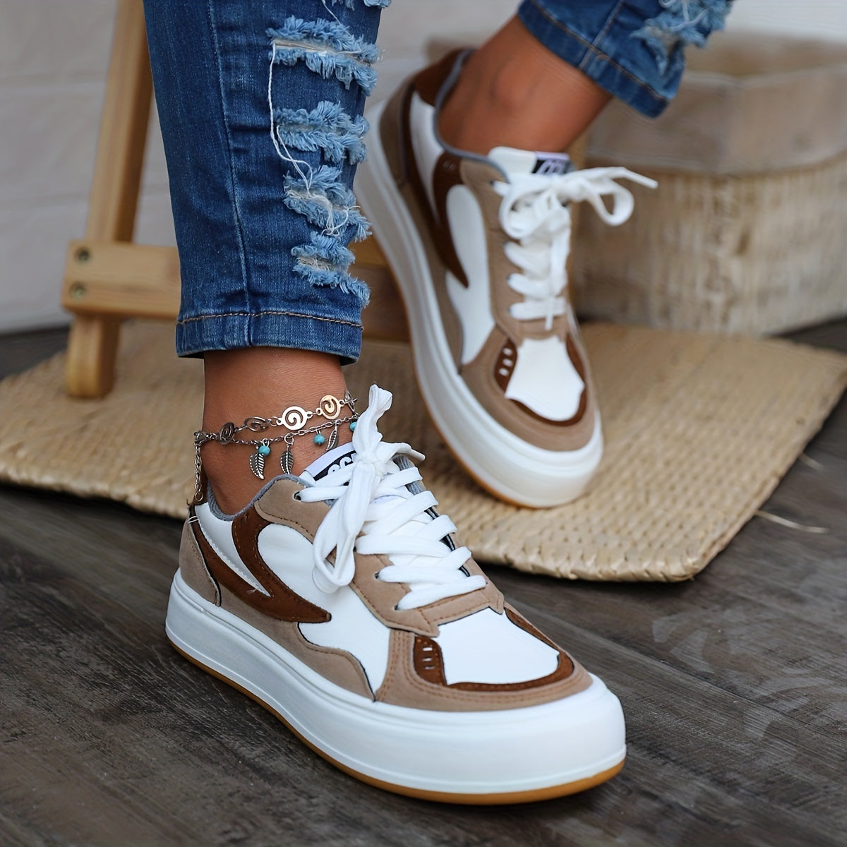 Women's Colorblock Skate Shoes Lace Up Outdoor Sneakers