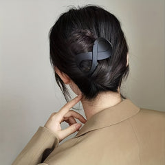 4pcs 8 Shaped Hair Clip Large Duck Billed Clip Frosted Ponytail Bun Holder