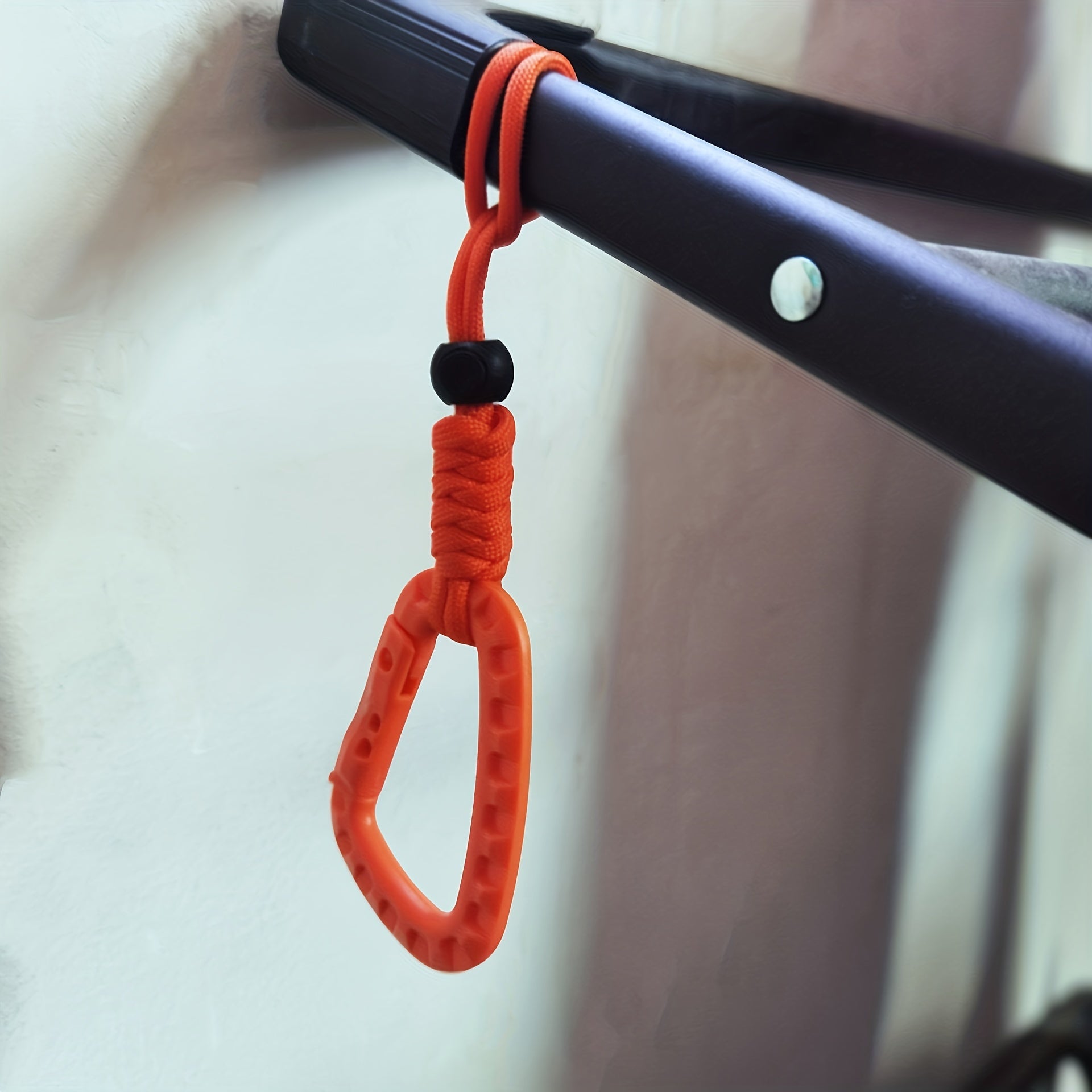 Water Bottle Hanging Buckle Anti lost Hook Key Chain For Outdoor Camping