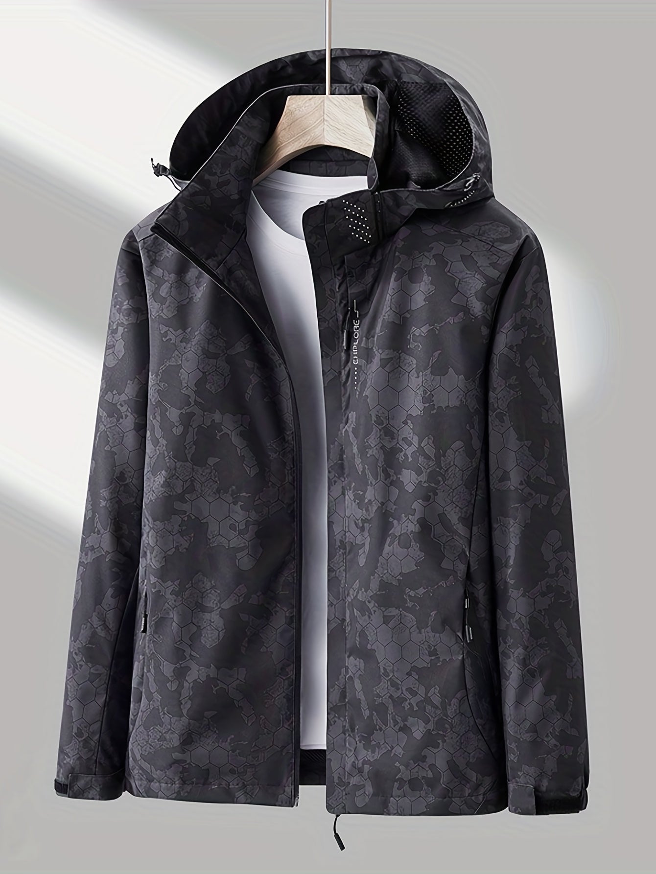 Men's Lightweight Waterproof Windbreaker Jacket Coat For Outdoors