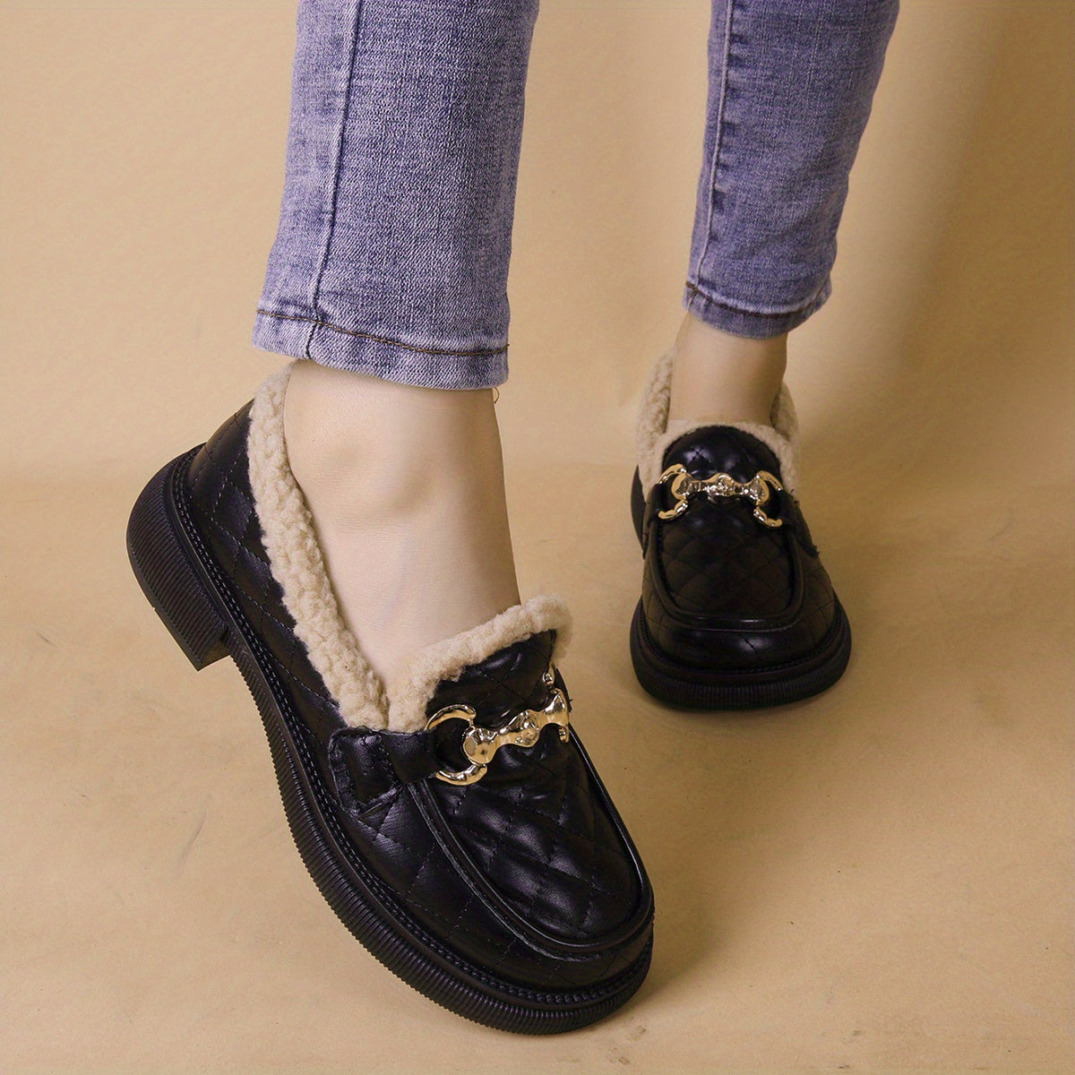 Women's Plaid Pattern Loafers with Plush Lining