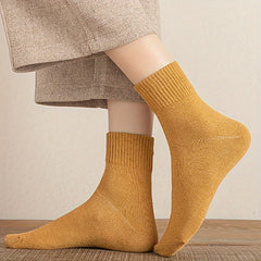 10 Pairs Women's Solid Mid Tube Socks Soft & Comfy Stockings