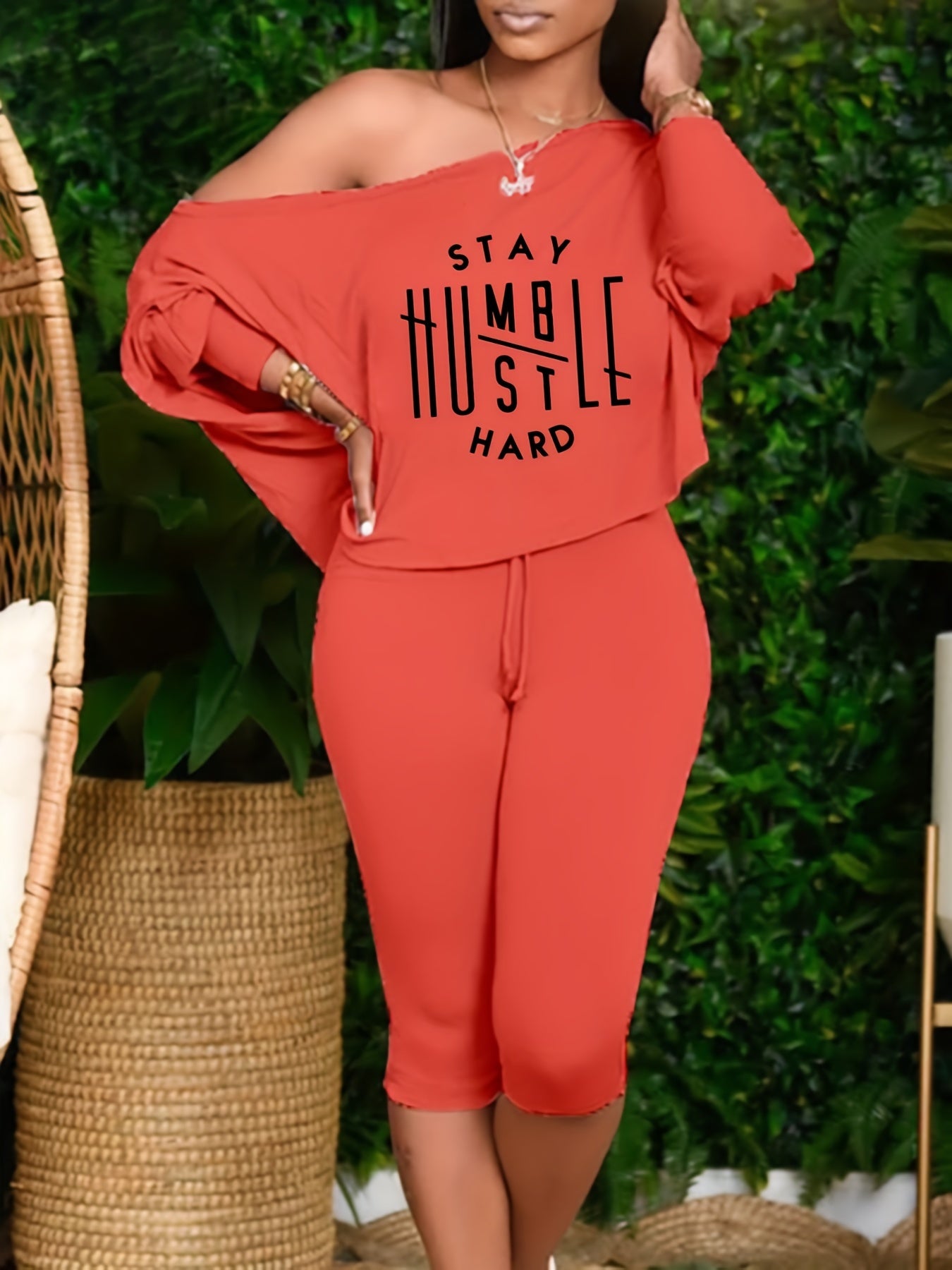 Letter Print Lounge Set Off Shoulder Top & Cropped