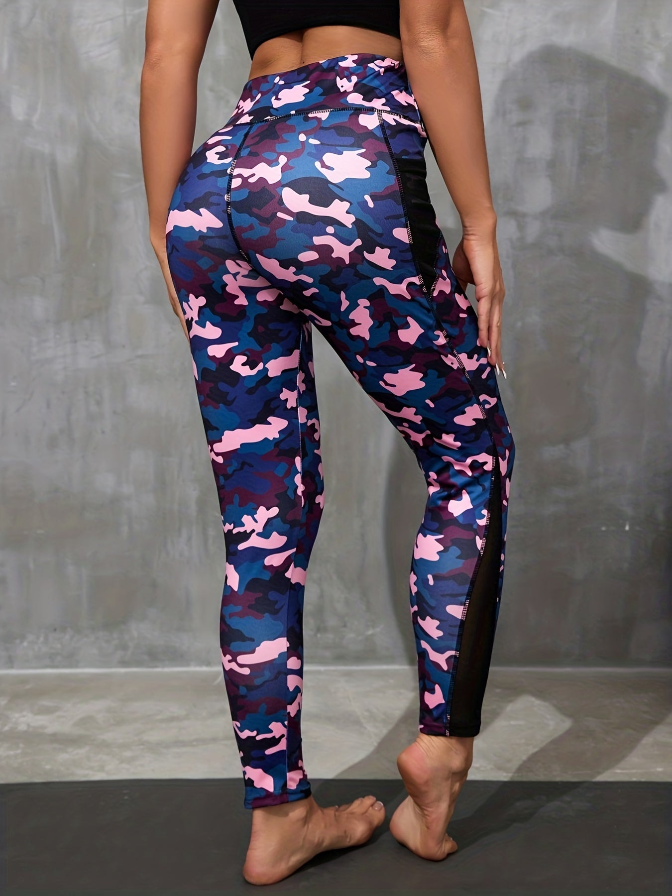Women's Camo Print Butt Lifting Yoga Leggings Mesh Pocket Activewear