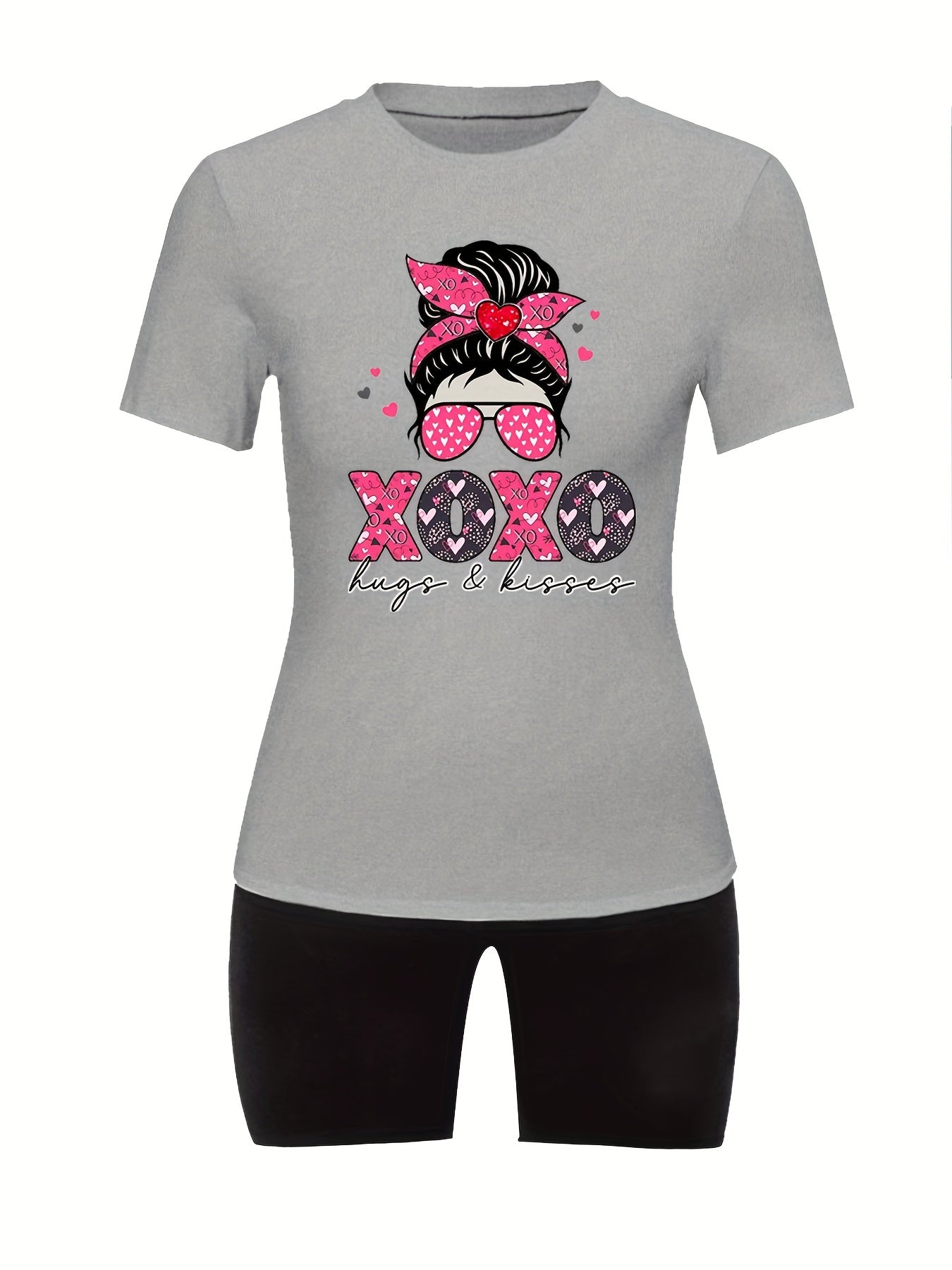  Cartoon Figure & Letter Print Tee & Biker Shorts Outfit Set