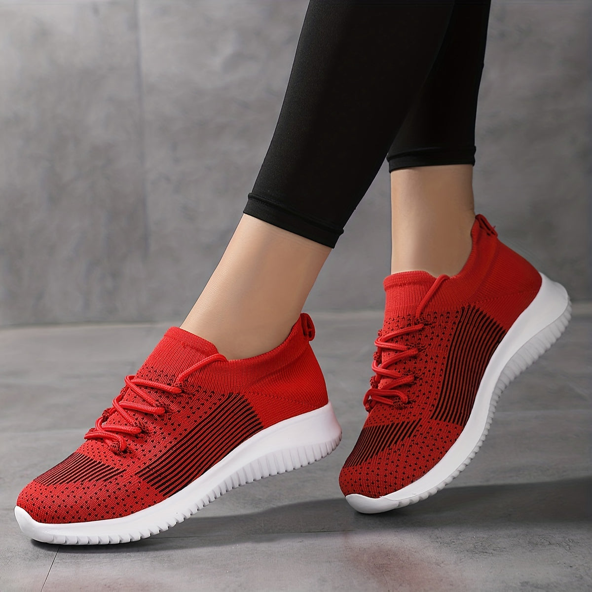 Women's Lace-up Knit Breathable Running Shoes Non-slip Mesh Sneakers