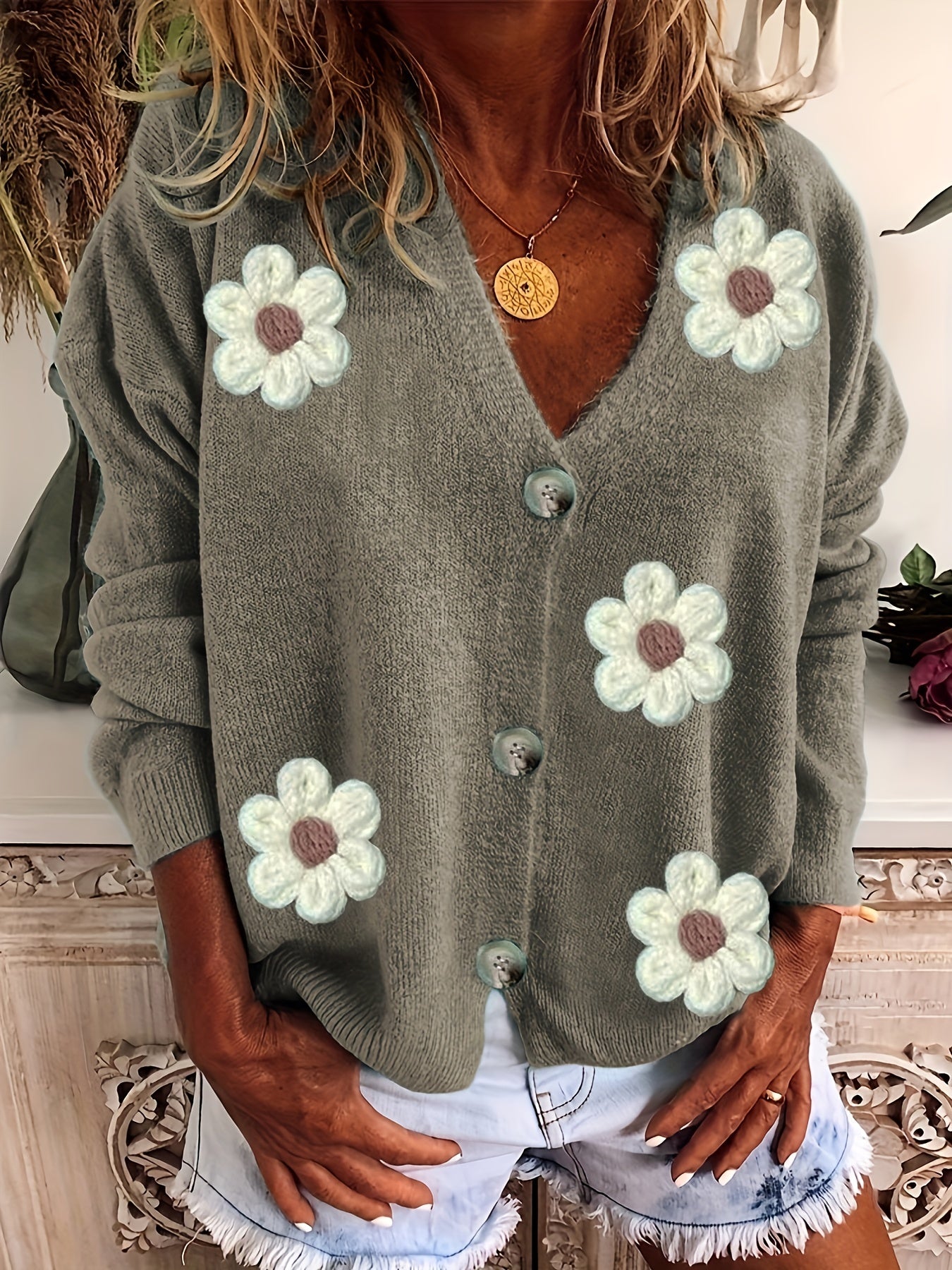  Casual Cardigan Women's Plus Floral Patch Button Decor