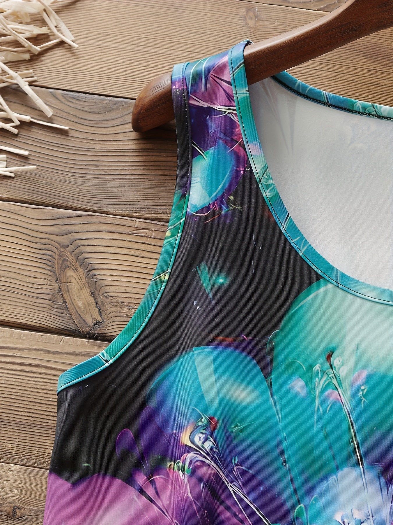  Floral Print Round Neck Tank Top