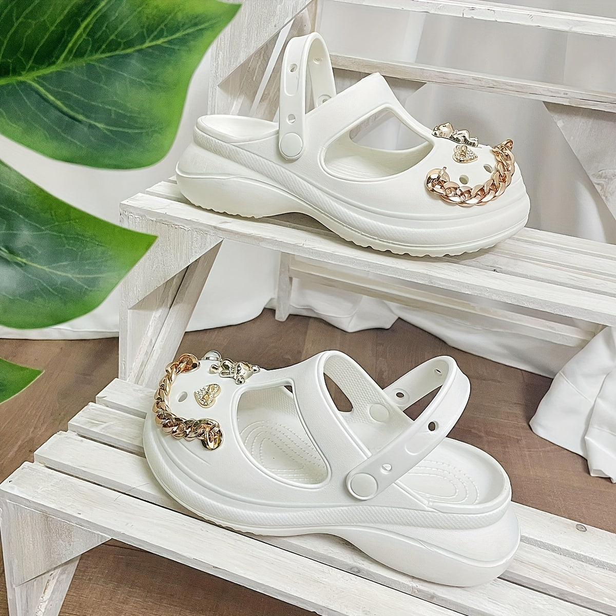 Women's Bear Charms Platform Clogs Cut out Closed Toe Non Slip Sandals