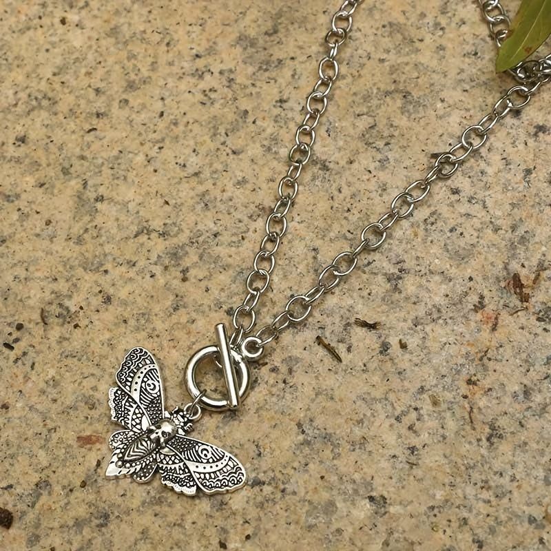 Gothic Skull Moth Pendant Necklace Party Jewelry Women Girls