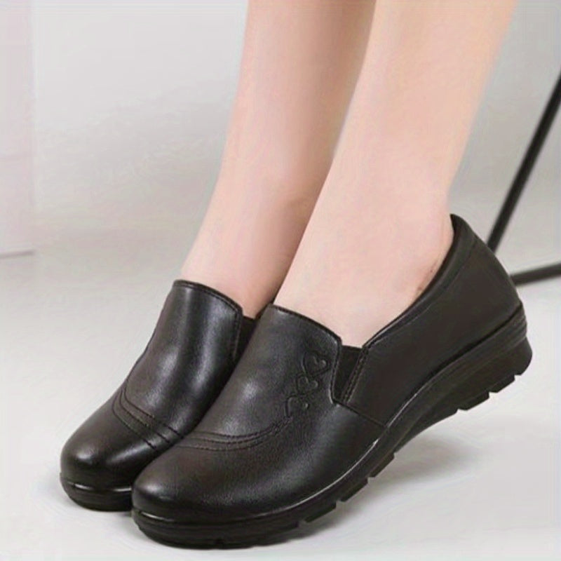 Women's Heart Pattern Slip On Loafers