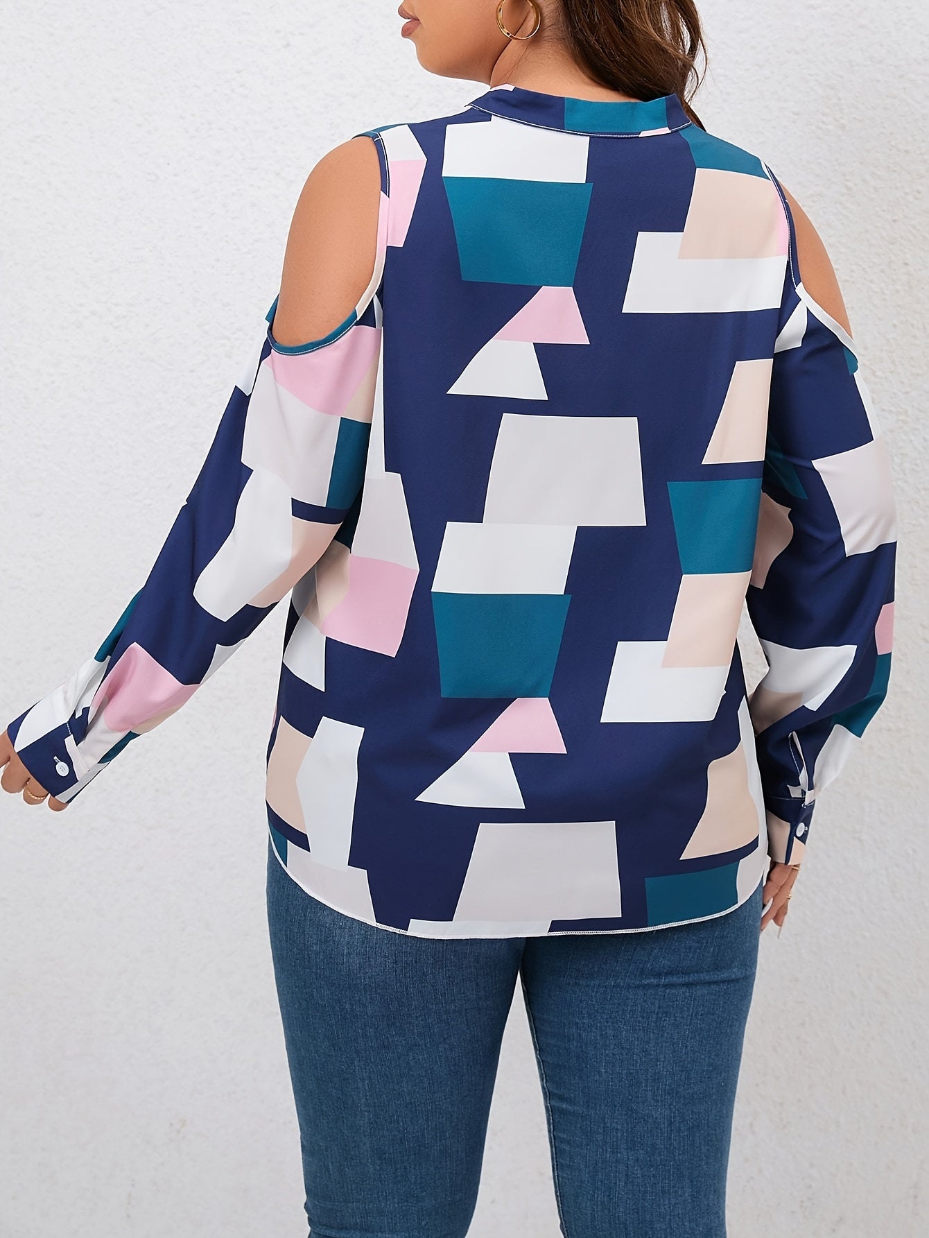 Women's Plus Geometric Print Cold Shoulder Top