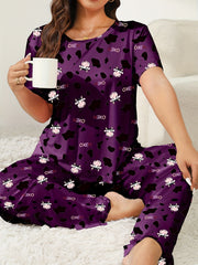  Cow & Letter Print Pajama Set Short Sleeve Tee & Pants Two Piece