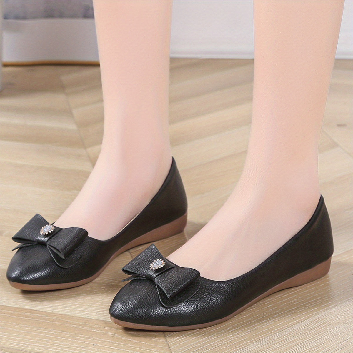 Women's Bowknot Point Toe Flat Shoes Lightweight Faux Leather Shoes