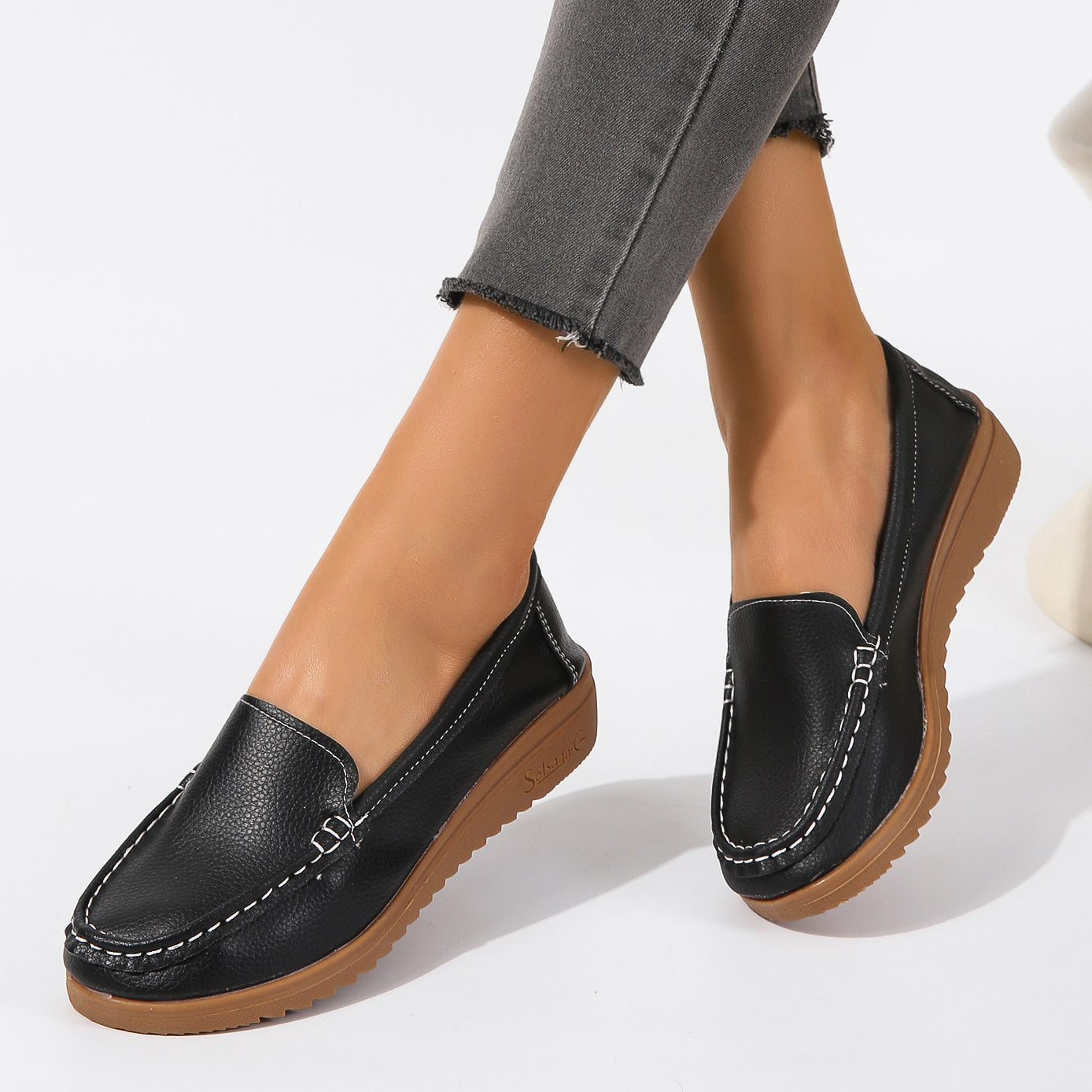 Women's Comfy Solid Flat Loafers Casual Slip On Walking Shoes