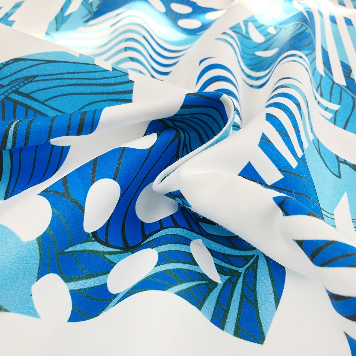 Quick Drying Geometric Beach Towel for Camping & Outdoors