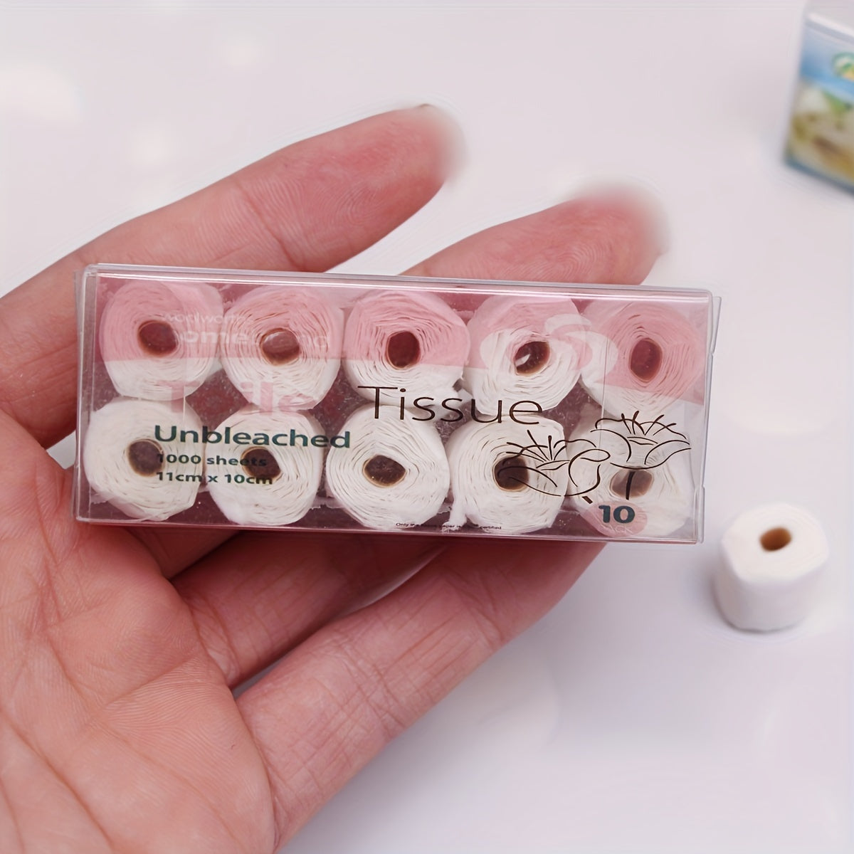 1pc Dollhouse Bathroom Decor Toilet Paper Towel Simulation Facial Tissue Toy