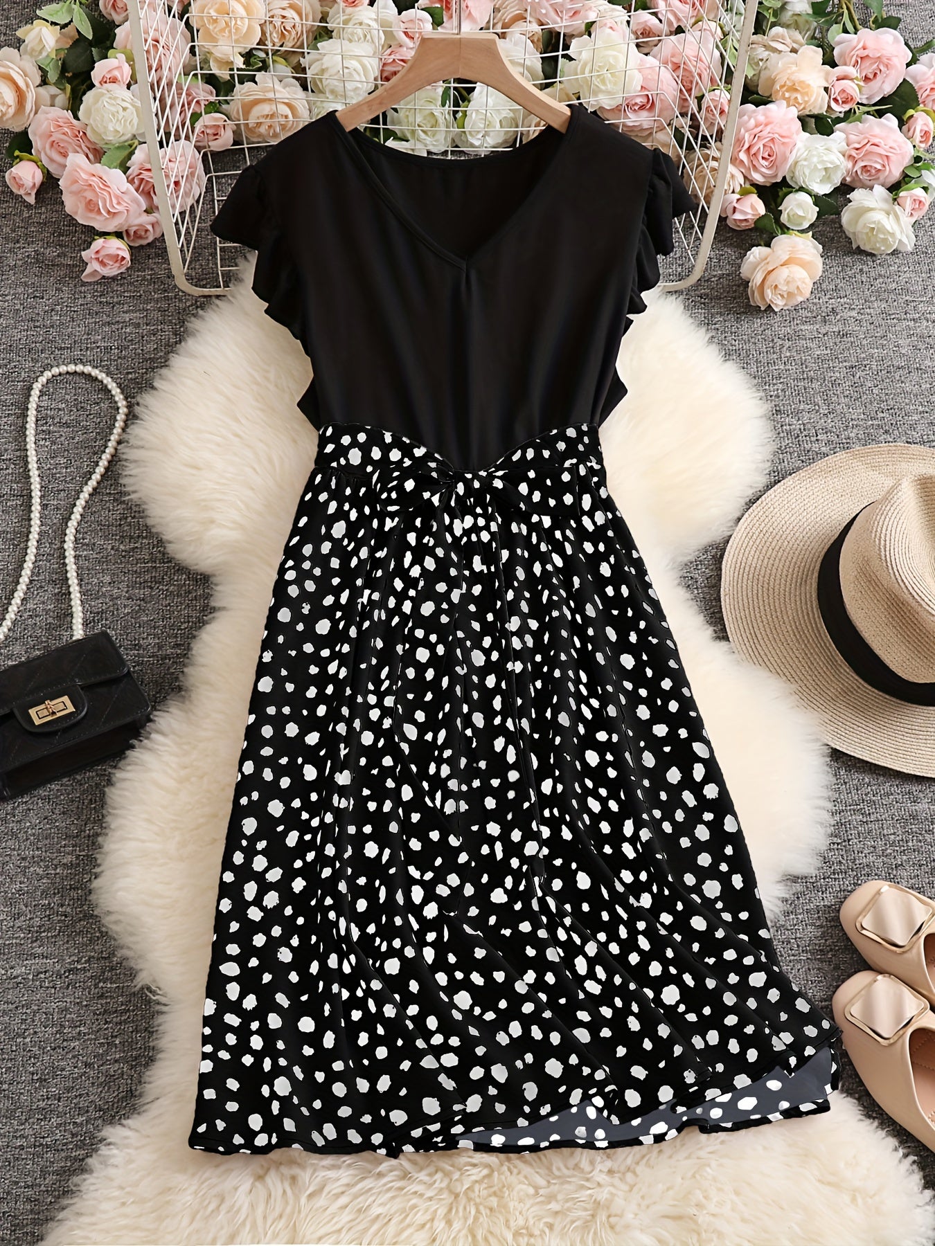  Leopard Print Ruffle Sleeve V Neck Dress