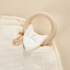 Baby Comfortable Soothing Towel Hanging Bib Touchable Scarf