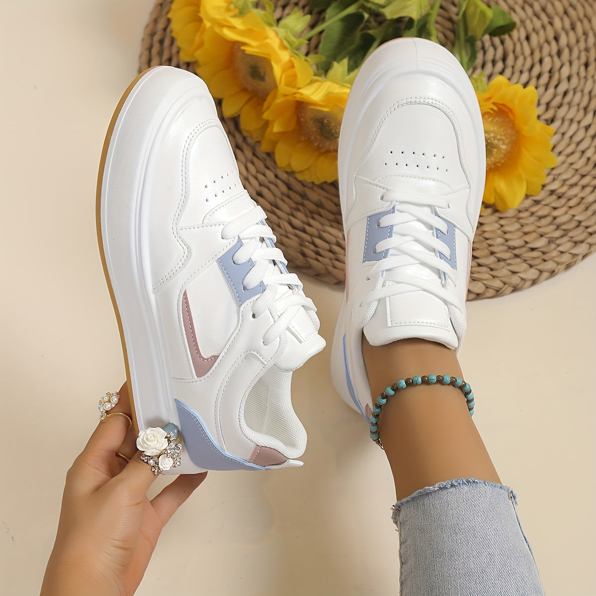 Women's Colorblock Flatform Sneakers Low Round Toe Lace Up Trainers