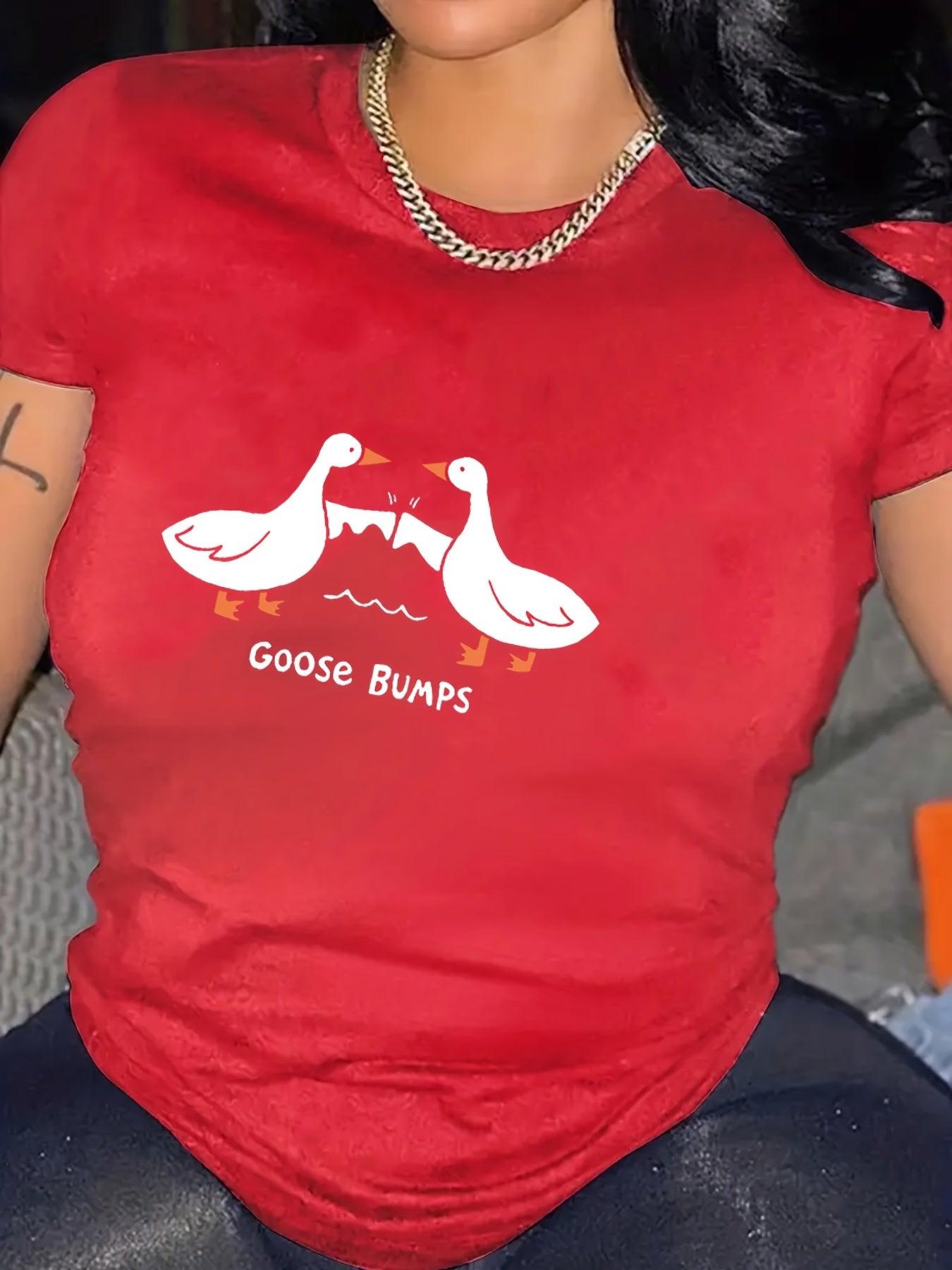 Women's Crew Neck T-Shirt with Goose Bump Pattern